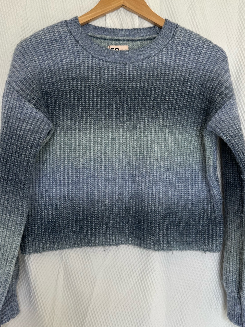 SO woman Ombre Blue Ribbed Crewneck Sweater